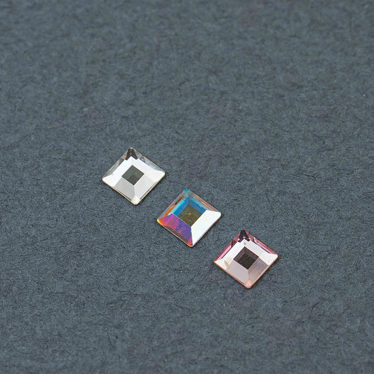 Austrian Crystal 4X4 Square 8 Pieces 2400 Nail Stone